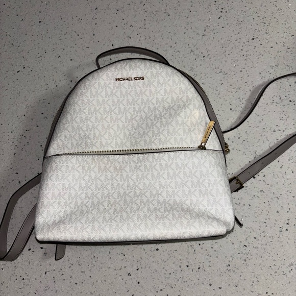 Michael Kors Monogram Leather Backpack New - Picture 2 of 5